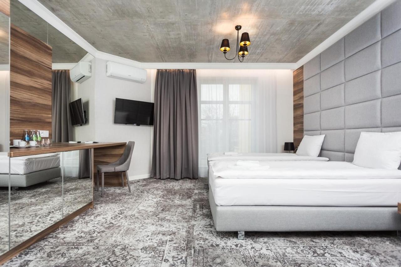 Aparthotel Rakowicka Residence Красков Екстериор снимка